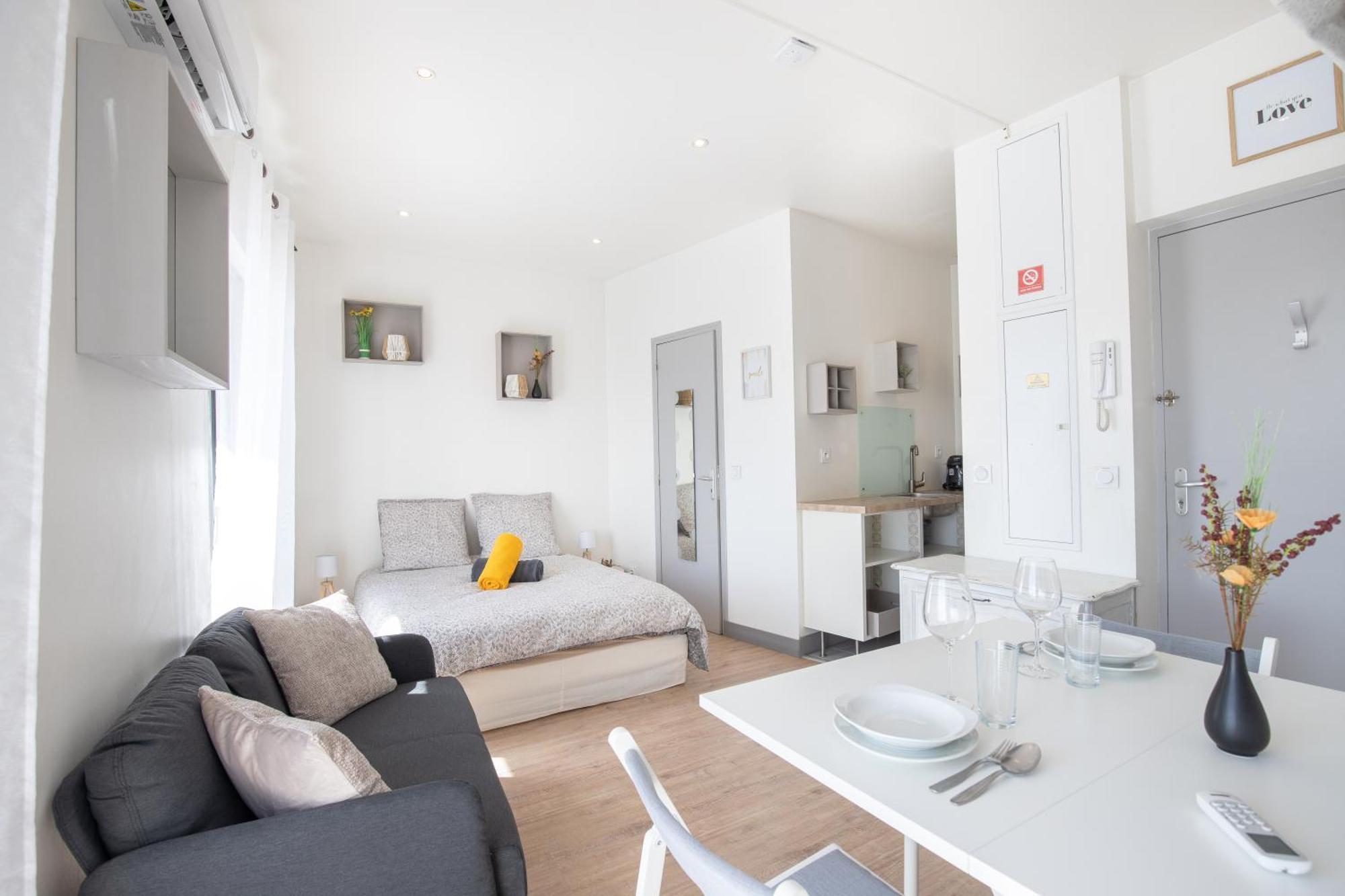 Apartmán Le Partage Des Eaux - 4 Couchages - Hypercentre - Clim - Wifi LʼIsle-sur-la-Sorgue Exteriér fotografie